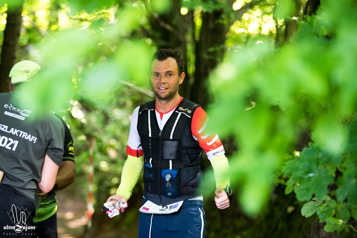 bst-2021-ultra-zaj419